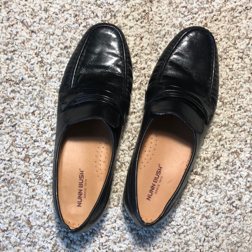 Nunn Bush Lincoln Men’s Black MocToe Penny Loafers